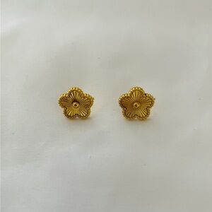 Elegant Gold Flower Stud Earrings